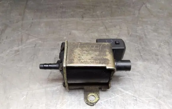 Audi A6 S6 C5 4B Turbo solenoid valve 026906283H 72161000