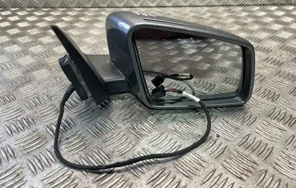 Mercedes-Benz A W176 Front door electric wing mirror A1768100216