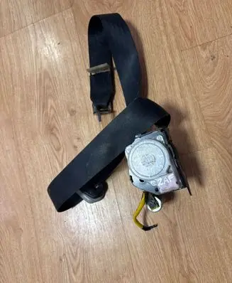 Mazda 5 Front seatbelt BGA550027 BGD030017