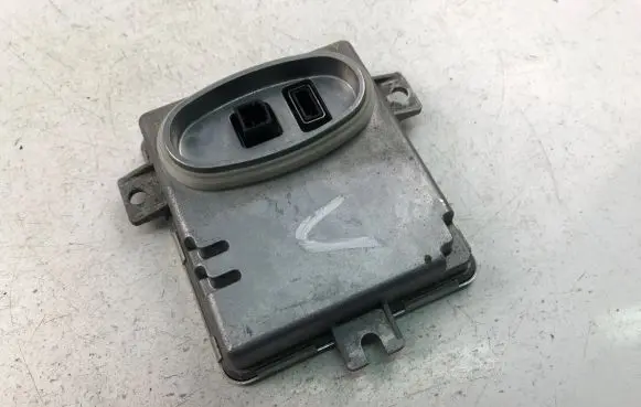 BMW 3 E90 E91 Xenon control unit/module 6948180