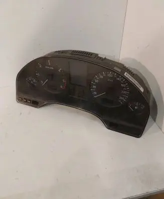 Audi A8 S8 D2 4D Speedometer (instrument cluster) 4D0919033G 110008639014