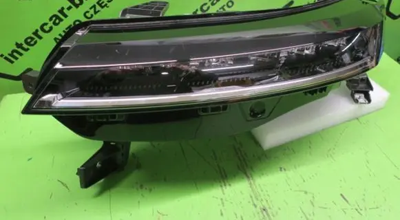 Renault Megane IV Headlights/headlamps set 