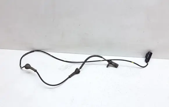 Volvo XC90 ABS brake wheel speed sensor 30682478