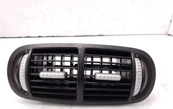 Porsche Cayenne (9PA) Rear air vent grill 7L5819203