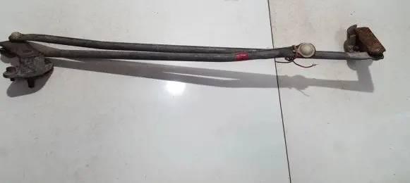 Mazda 626 Front wiper linkage and motor