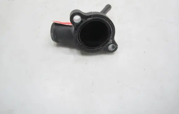 Volkswagen Caddy Engine coolant pipe/hose 04L121131AA
