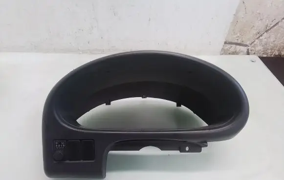 Nissan Micra Dashboard trim 682405F710