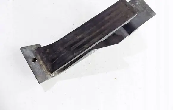 BMW 7 E65 E66 Accelerator throttle pedal 6762482