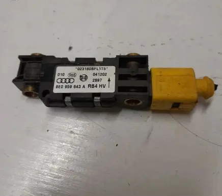 Audi A4 S4 B6 8E 8H Airbag deployment crash/impact sensor 8E0959643A 041202 023180BFL1T5