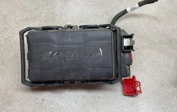 Opel Insignia B Fuse module 39200662 39226615