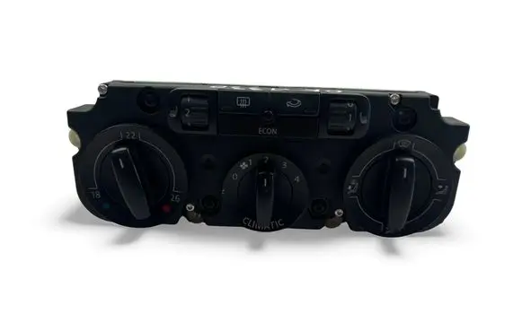 Volkswagen Golf Plus Interior fan control switch 5M1820045A