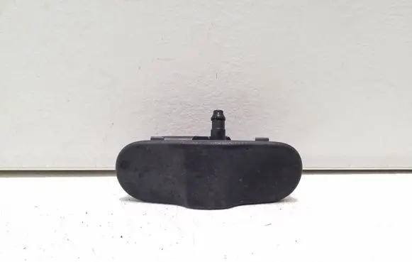 Audi TT TTS Mk2 Windshield washer spray nozzle 8J0955988G