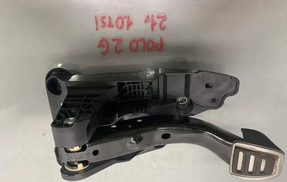 Volkswagen Polo VI Brake pedal 2Q1721058Q
