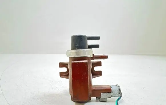 Ford Focus C-MAX Turbo solenoid valve 9652570180