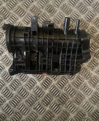 Ford Focus Intake manifold H6BG9424DA