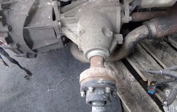 Land Rover Freelander 2 - LR2 Gearbox transfer box case 20MB65 BG9R7002AA