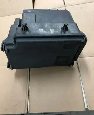 Renault Trafic III (X82) Fuse box set 243503708R