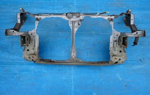 Honda Civic Front bodywork piece 