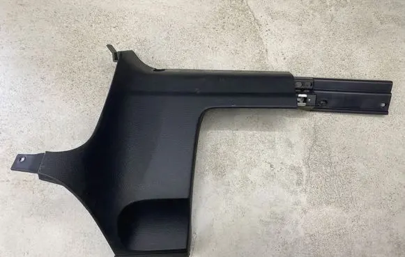 Volkswagen Golf V Dashboard lower bottom trim panel 1K1858368 1K1858366