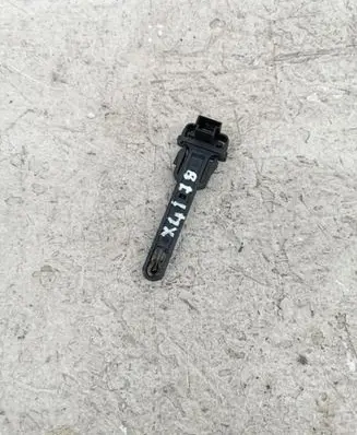 BMW 2 F46 Air conditioning (A/C) switch 6930015