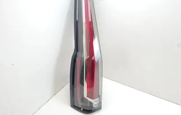 Cadillac Escalade IV Rear/tail lights 84211922 L90052820