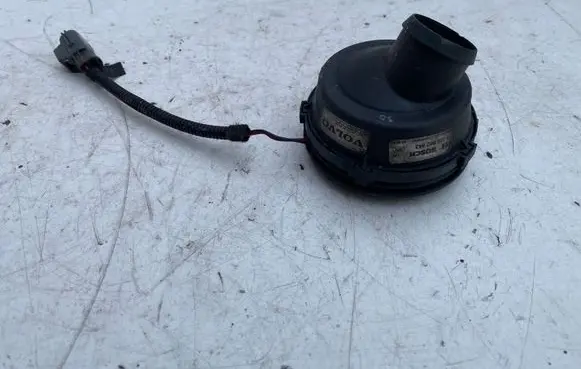 Volvo S80 Engine control unit/module fan 8666595