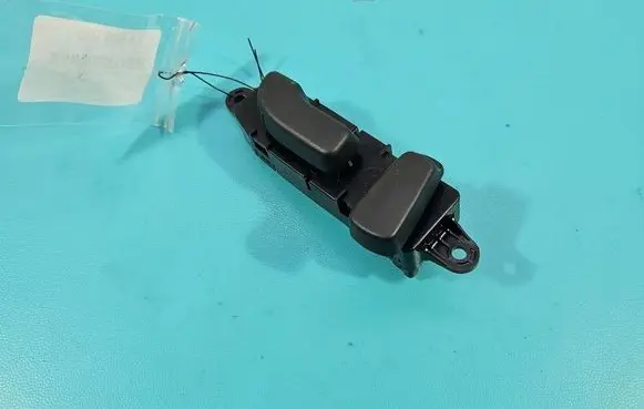 Infiniti QX50 (J50) Seat control switch IMPRK1526935