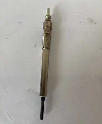 Opel Astra J Glow plug 55567737