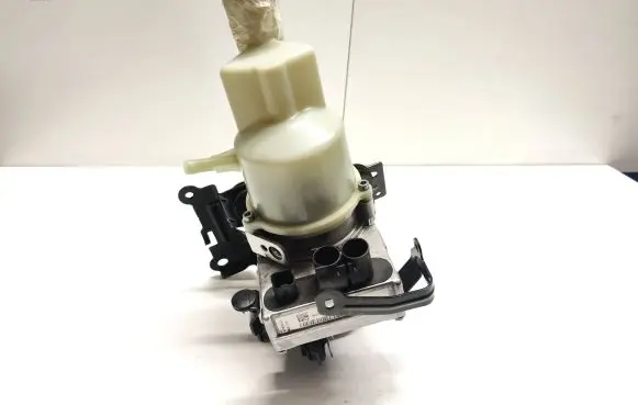 Citroen Jumpy Power steering pump 9818127580