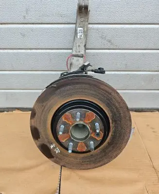 Jaguar XE Front wheel hub GX733K186AB GX733K186