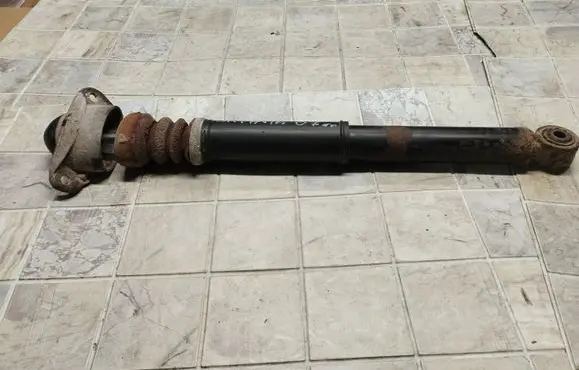 Skoda Octavia Mk2 (1Z) Rear shock absorber/damper 1K0513029ER E3103402 K02006