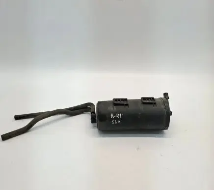 Active carbon filter fuel vapour canister