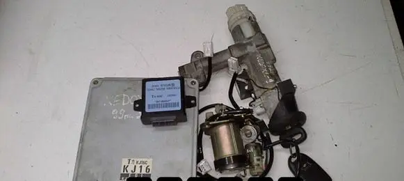 Mazda Xedos 9 Engine control unit/module KJ1618881B
