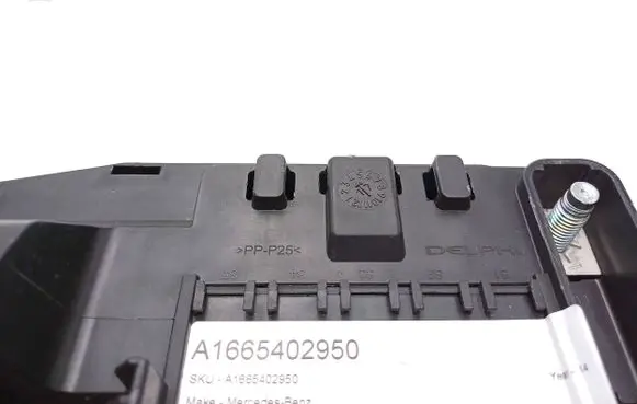 Mercedes-Benz GL X166 Fuse module A1665402950
