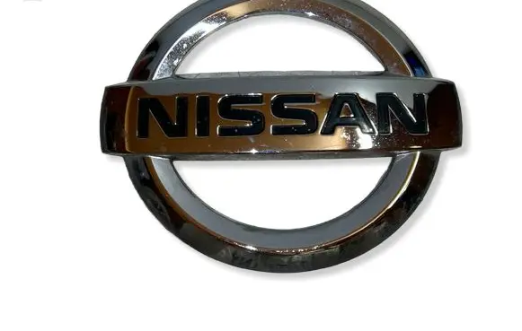 Nissan Micra Manufacturer badge logo/emblem 62890