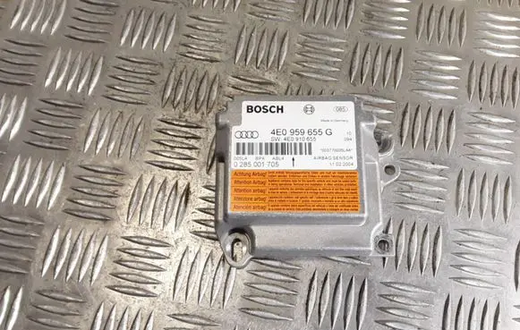 Audi A8 S8 D3 4E Airbag control unit/module 4E0959655G 4E0910655 0285001705