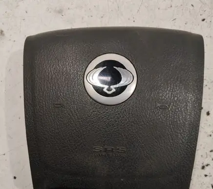 Steering wheel airbag