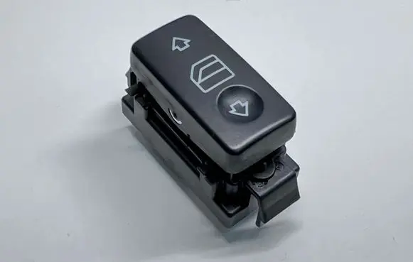Mercedes-Benz S W220 Electric window control switch A2208213379