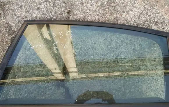 Citroen C4 I Rear door window glass
