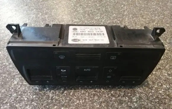 Audi A6 S6 C5 4B Climate control unit 4B0820043P