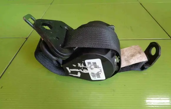 Jeep Compass Rear seatbelt 609356864A
