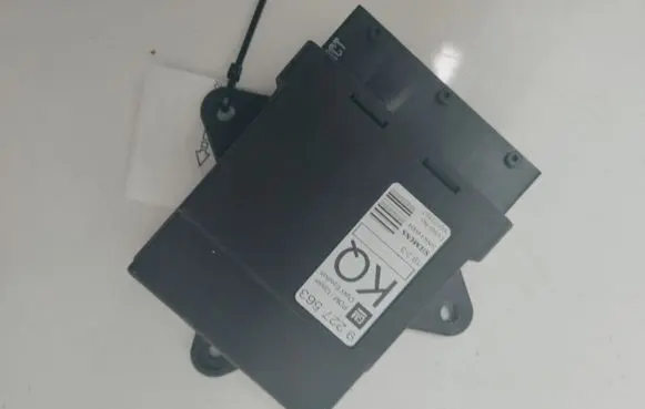 Opel Vectra C Door control unit/module 9227563 5WK46004