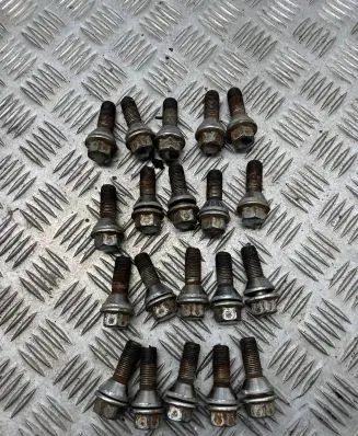 Volvo S80 Nuts/bolts 
