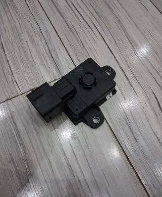 Citroen C4 Grand Picasso Start/Stop control module 9807709080
