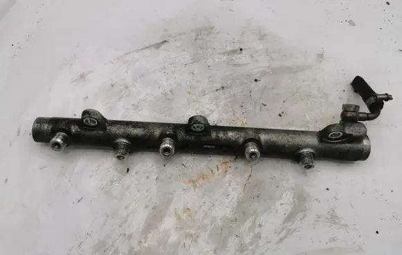 BMW 3 E46 Fuel main line pipe 0445214030 7787164