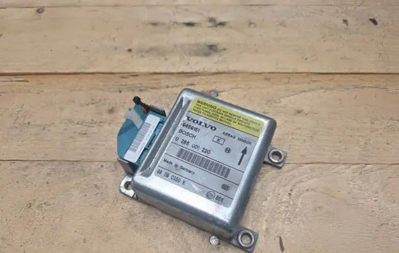 Volvo S70 V70 V70 XC Airbag control unit/module 0285001220