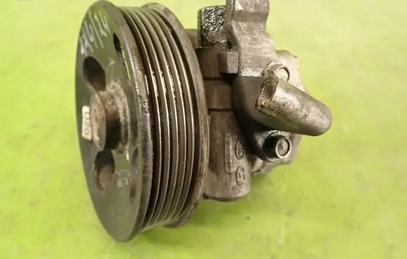 KIA Cerato Power steering pump