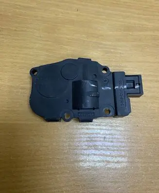 BMW X6 E71 Air flap motor/actuator EFB436 C4516