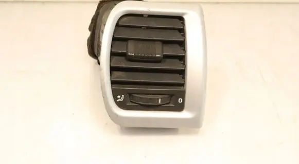 Skoda Fabia Mk2 (5J) Dashboard side air vent grill/cover trim