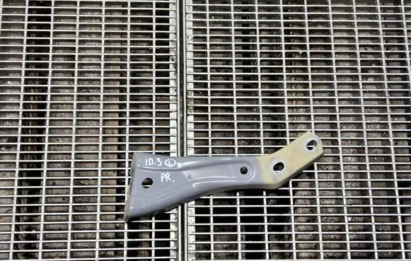 Volkswagen ID.3 Fender mounting bracket 10A821135A 472003S